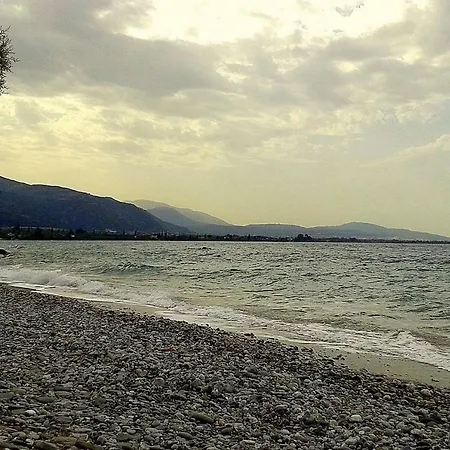 Aigio-house For Family Holidays Of Christina
